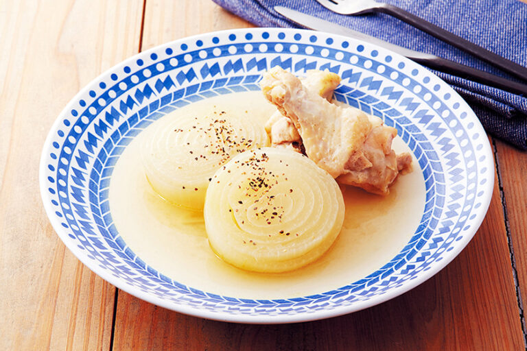 スロークッカーキーで調理する まるごと玉ねぎと手羽元のスープ【プロ仕様電気圧力鍋】 株式会社ワンダーシェフ